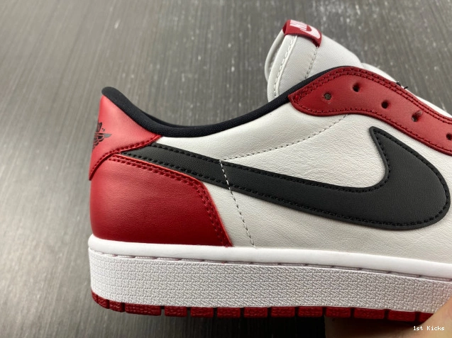 Low Chicago Air Jordan 705329-600 Retro 1 0627